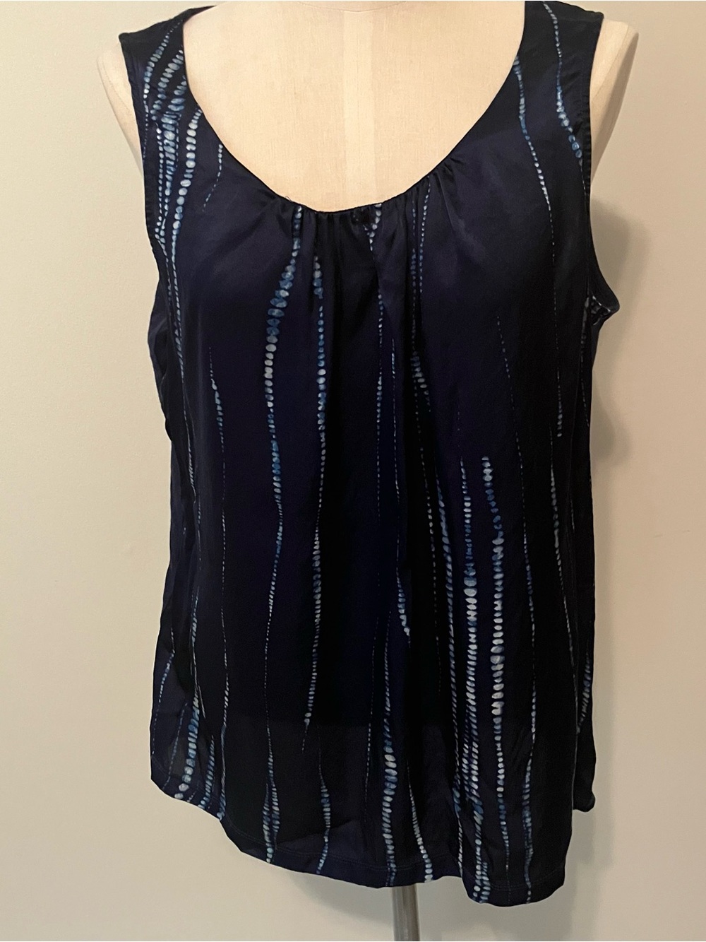 Chicos Women’s Navy Silk Shibori Tank Sz M Nautical Casual Summer Resort
